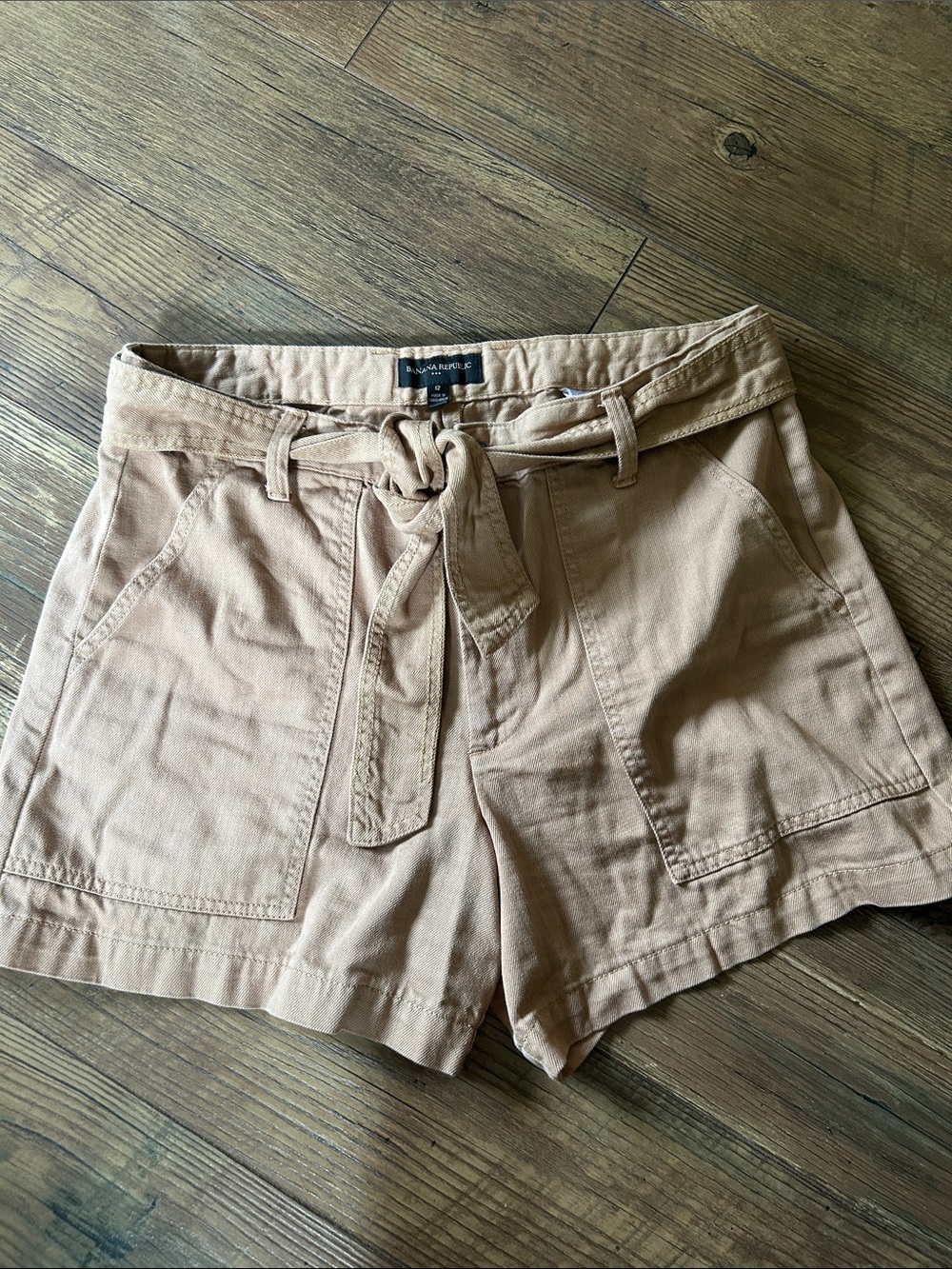 Banana Republic Light Tan Tie-Belt Bermuda Shorts